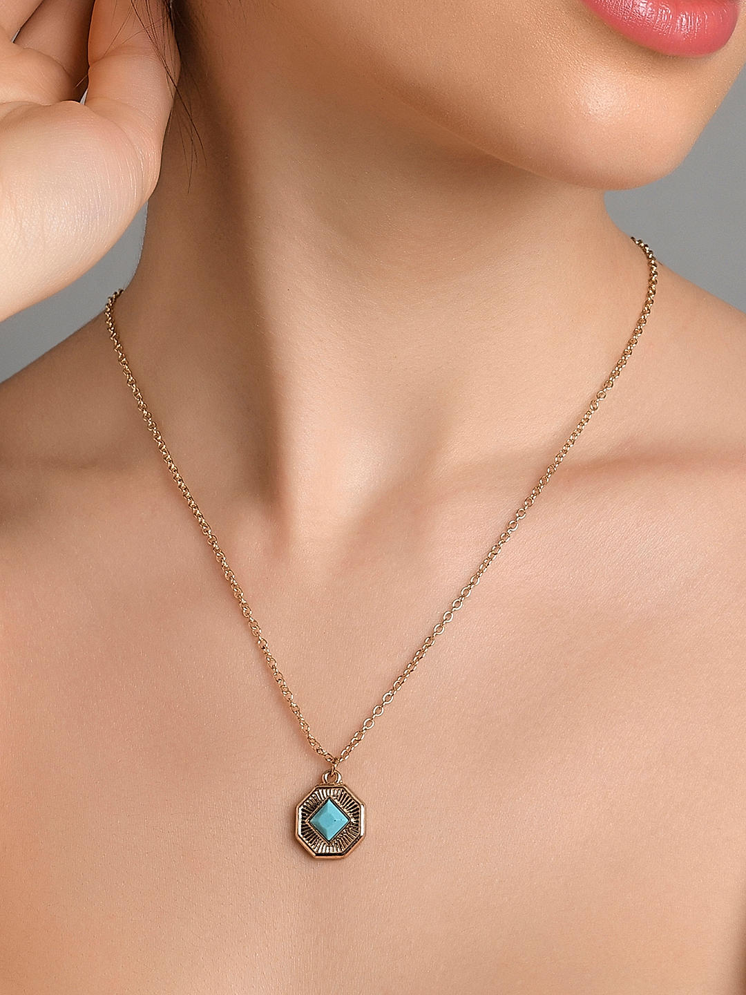 Set & Stones Genevieve Locket Necklace | Nordstrom | Womens jewelry necklace,  Locket necklace, Necklace