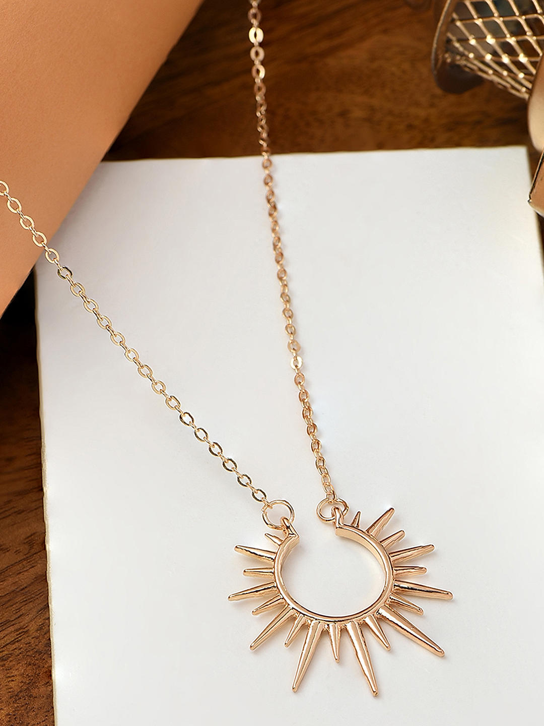 Gold Sun and Moon Delicate Pendant Necklace/ Golden Sun Totem Moon Night  Sky Jewelry/ Crystal Celestial Astrology Charm Gift for Women - Etsy Norway