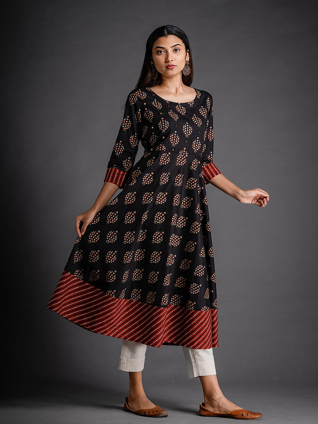 Buy Shanaya Adorable Black Silk Umbrella Pattern Kurti / Kurta / Top Online  @ ₹1320 from ShopClues