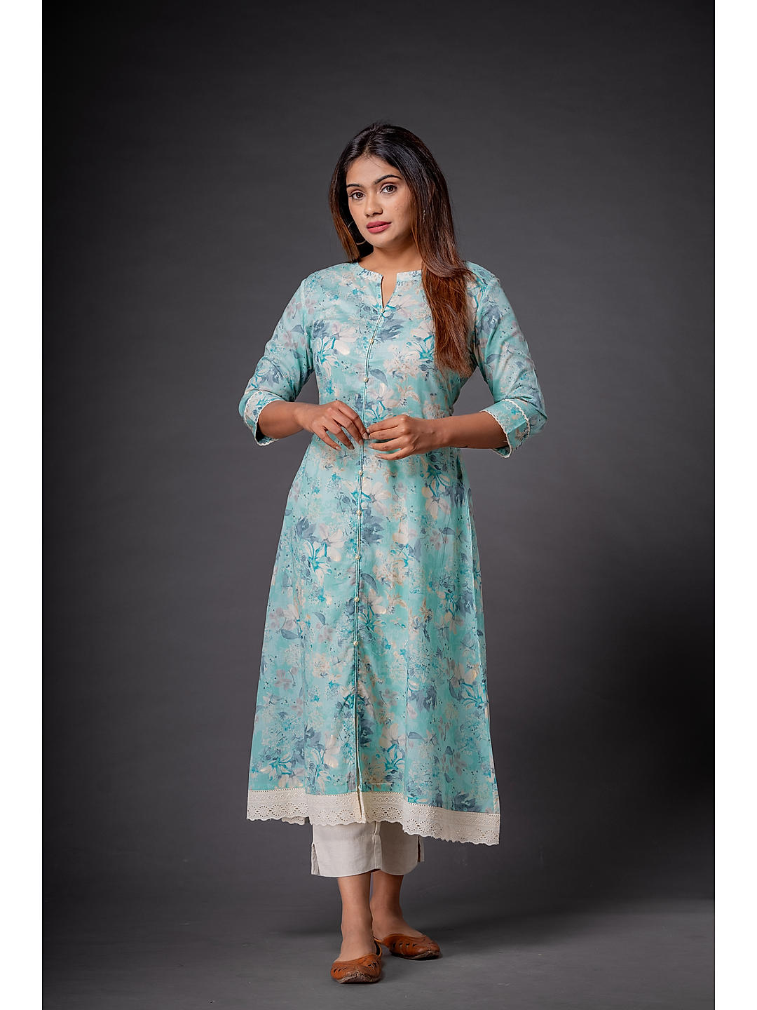 Vismay - Mall Aslam , Perintalmanna - Vanitha ad Kurti - Carrot Orange &  Fern Frond Green Rayon Kurti with Tie & Dye Prints @ ₹ 999 only. Now  available for SALE