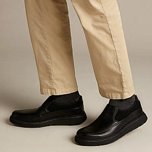 Buy Clarks and Shoes for Men Online Regal Shoes