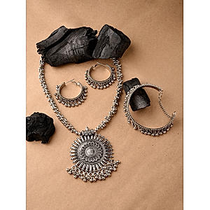 Fida Ethnic Oxidised Silver Elegant Jewellery Set for Women