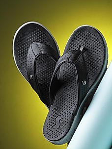 Sole Threads Mens Black Cult Flip Flops