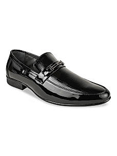 Regal Black Men Textured Patent Slip On Shoes