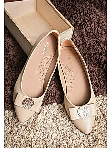 ROCIA BEIGE WOMEN BALLERINAS