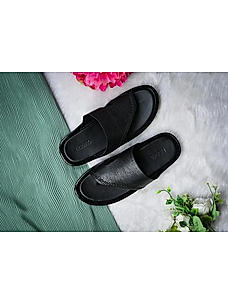 Regal Black Men Flexible leather slip on sandals