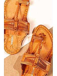 Regal Tan Men Leather Kolhapuris