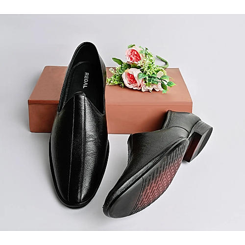 Regal Black Men Leather Slip On Kolhapuri Sandals