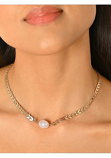 Toniq Golden white single pearl choker necklace for women