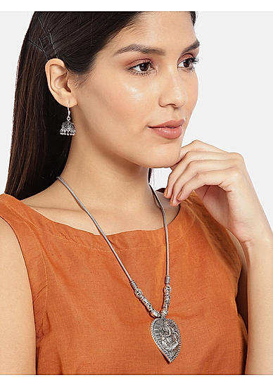 Women Silver-Toned Ganesh Necklace and Earring Set