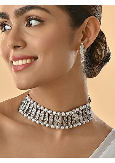 Oxidised Silver Plated Vertical Leaf Patterned White Pearl Choker Necklace & Earrings Set