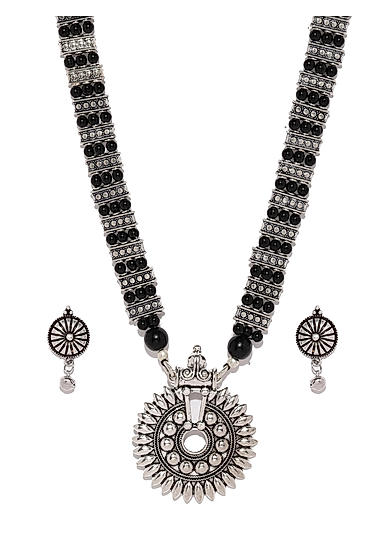 Silver-Toned Black Beaded Yakshi Jewellery Set