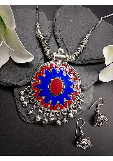 Silver-toned Red Jewellery Set