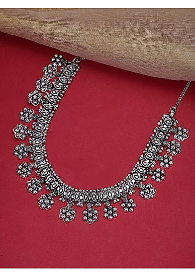 Women Silver-Toned Floral Necklace