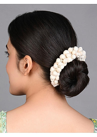 Fida Ethinic White Floral Gajra Hair Accessories For Women