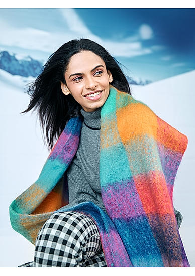 Multicolor Fringed Winter Scarf & Stoles