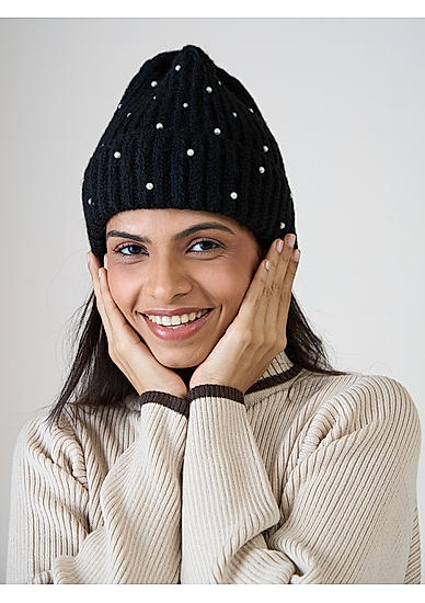 Black Solid knit Pearl Winter Beanie