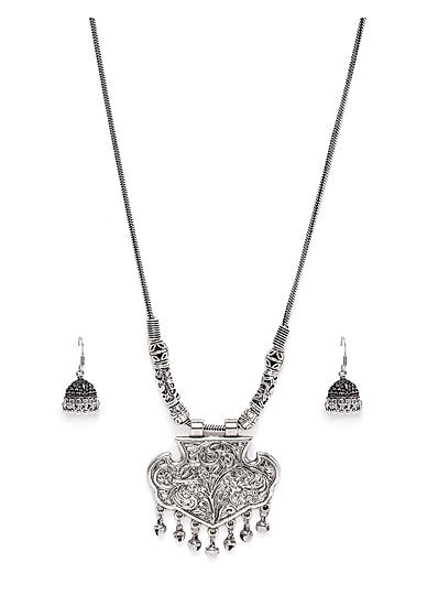 Women Silver-Toned Tribal Oxidised Necklace and Earring Set