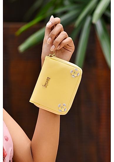 Yellow Daizy Detailed Wallet For Women