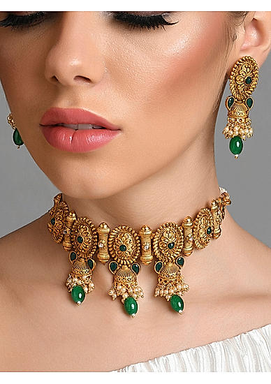 Emerald Pearls Gold Plated Floral Rajwadi Choker Set