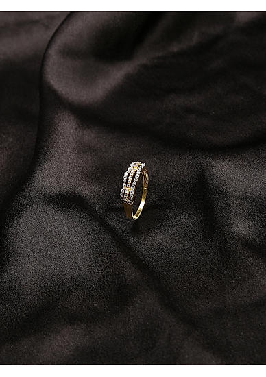 Women Gold-Toned Intertwined Glim Ring
