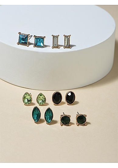 Beautiful Circle stud earrings Studded with Green colour stone
