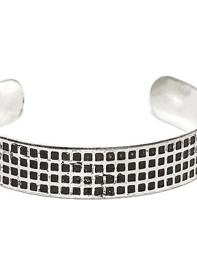 Men Silver-Toned and Black Textured Metal Cuff Bracelet
