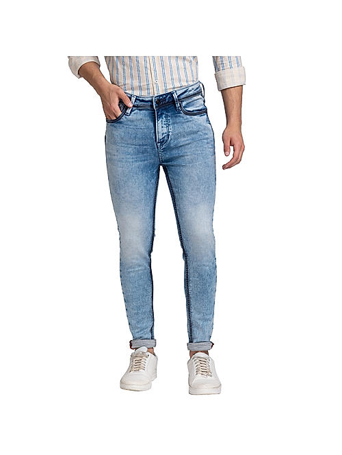 Trendy fit jeans hotsell