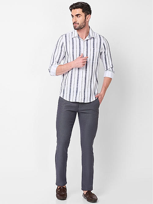 Killer Men Dark Grey Slim Fit Solid Casual Trousers