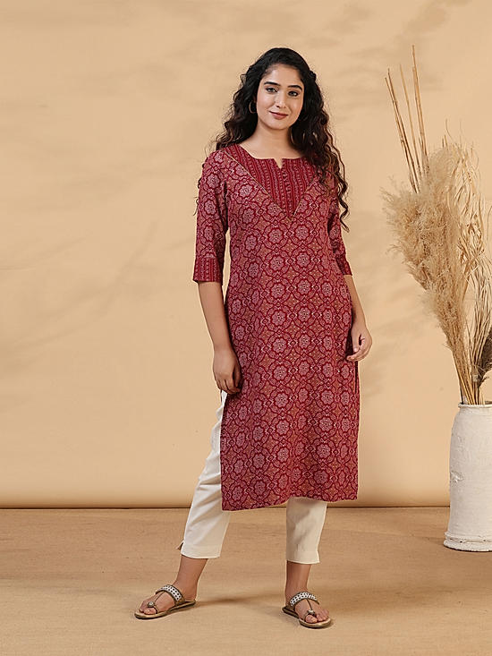 Maroon viscose blend kurti with print