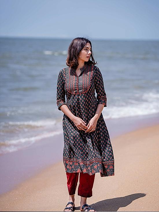 Multi clolour 60's cotton kurti with print and embroidery