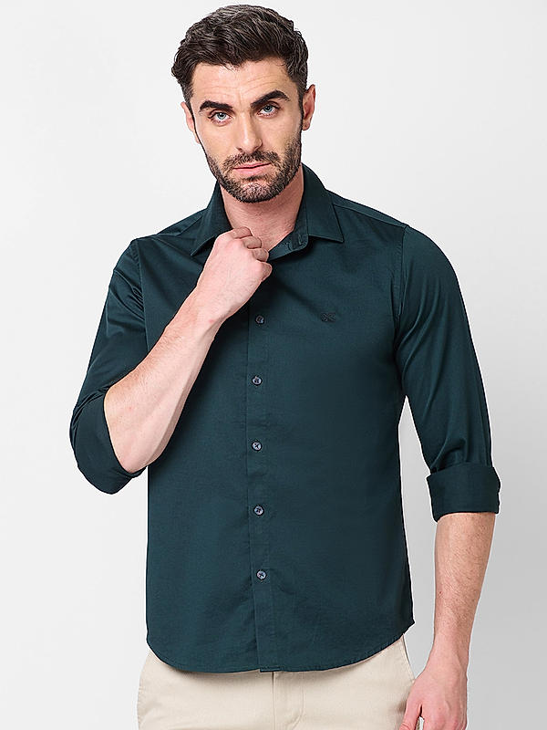 Killer Men Dark Green Slim Fit Solid Shirts