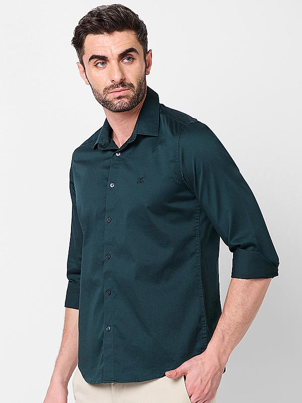 Killer Men Dark Green Slim Fit Solid Shirts