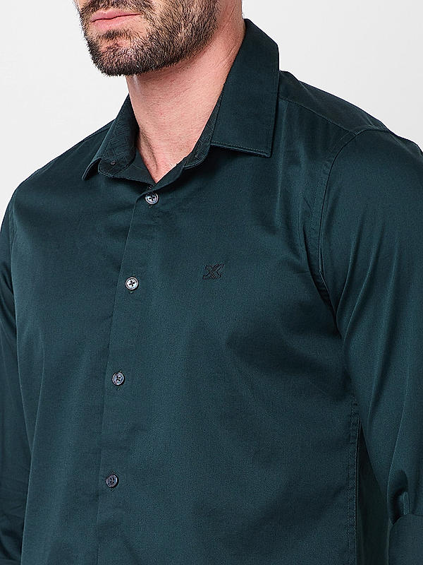 Killer Men Dark Green Slim Fit Solid Shirts