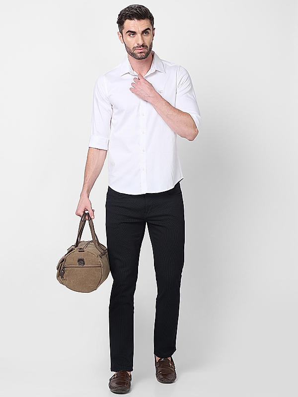 Killer Men White Slim Fit Solid Shirts