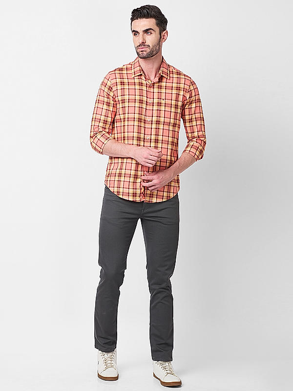 Killer Men Peach Slim Fit Checks Shirts