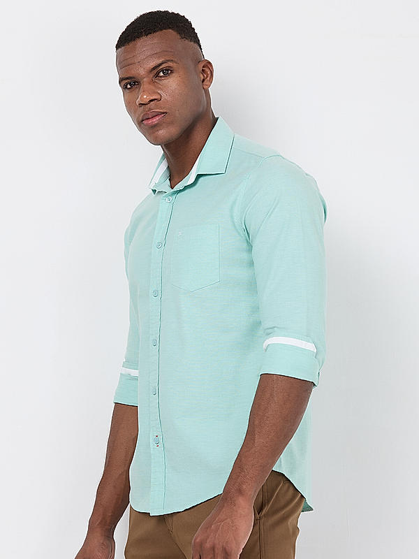 Killer Men Light Green Slim Fit Solid Shirts