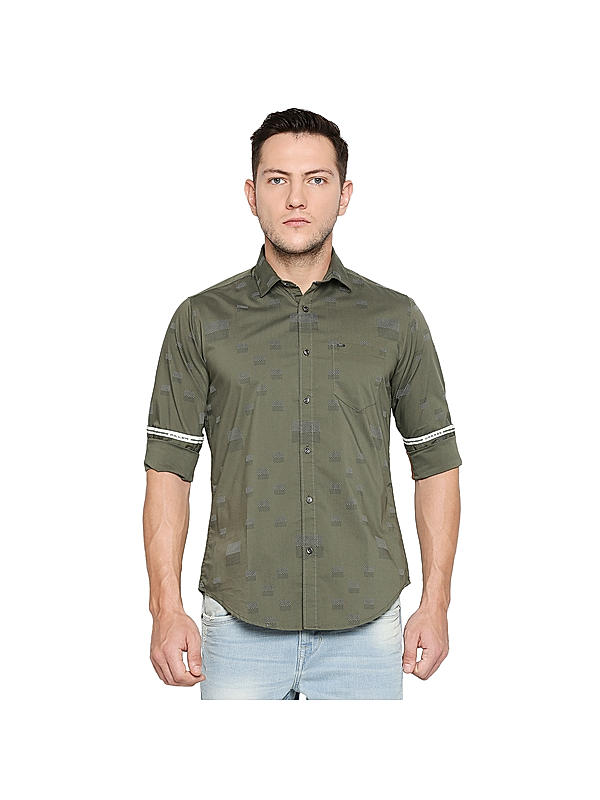 KILLER Men Olive Slim Fit Printed Shirts