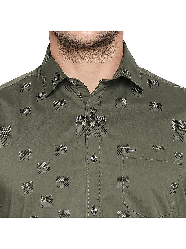 KILLER Men Olive Slim Fit Printed Shirts