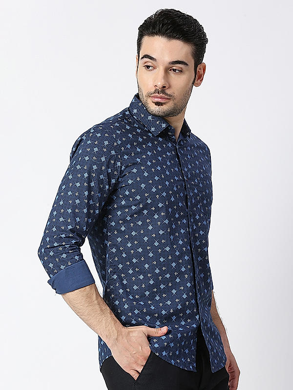 KILLER Men Navy Slim Fit Printed Shirts