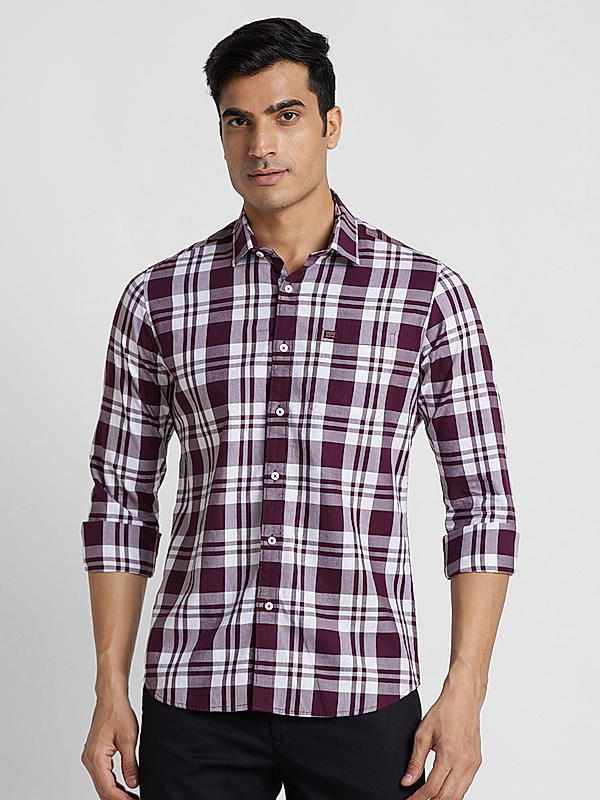 KILLER Men Wine Slim Fit Checks Shirts