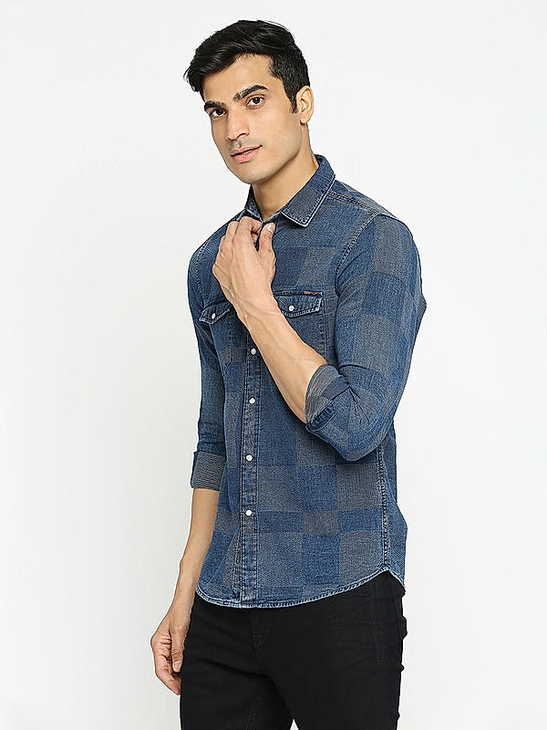 KILLER Men Blue Slim Fit Checks Shirts