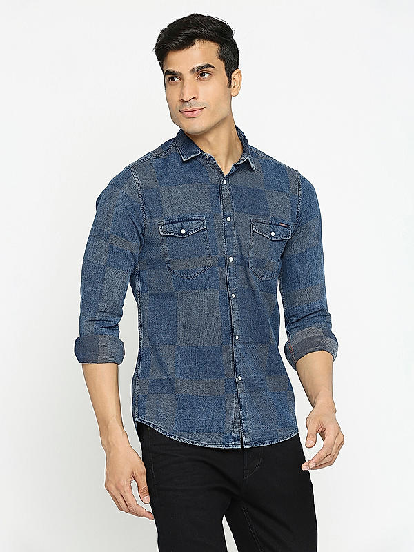 KILLER Men Blue Slim Fit Checks Shirts