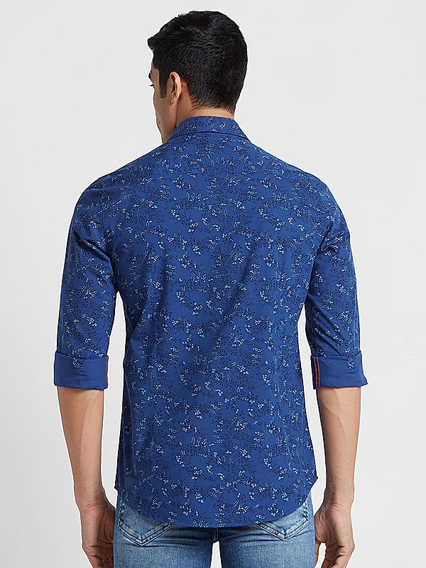 KILLER Men Blue Slim Fit Printed Shirts