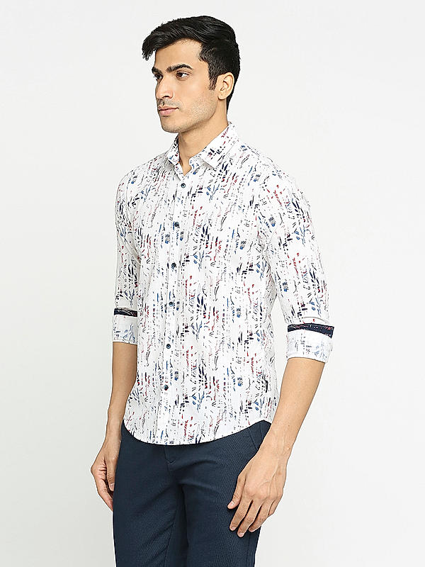 KILLER Men White Slim Fit Printed Shirts