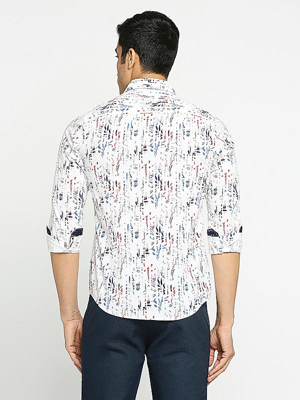 KILLER Men White Slim Fit Printed Shirts