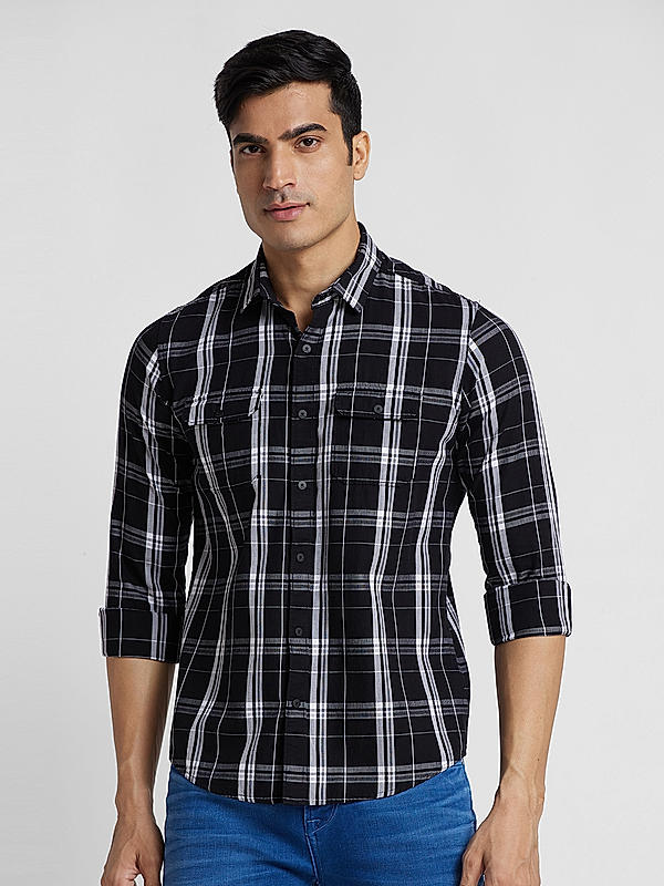 KILLER Men Black Slim Fit Checks Shirts