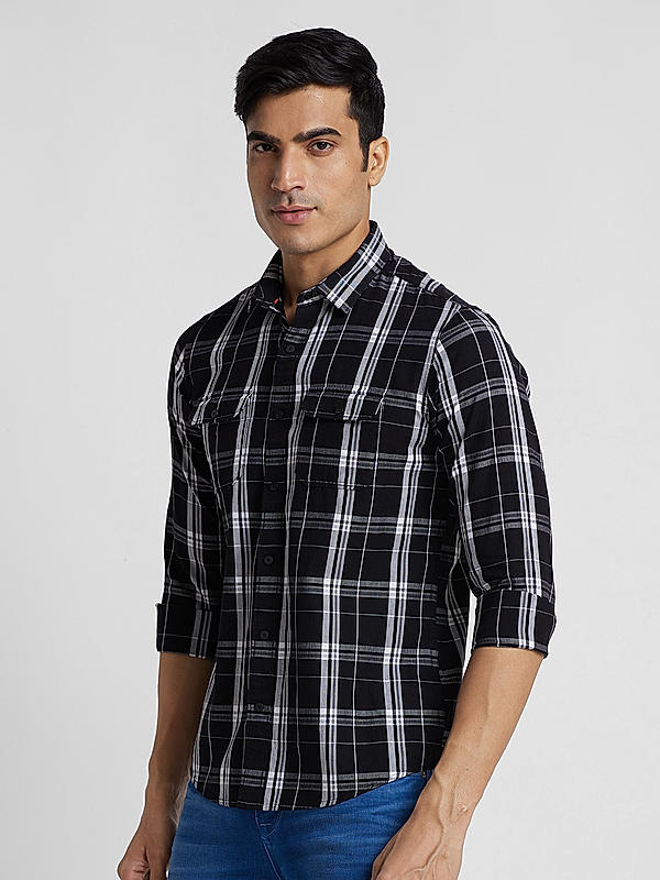 KILLER Men Black Slim Fit Checks Shirts