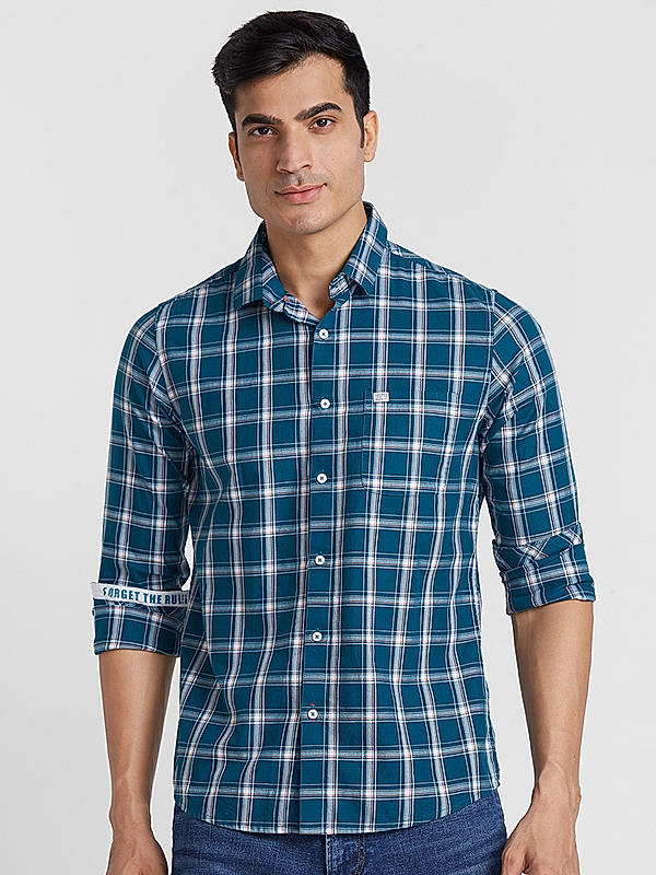 KILLER Men Teal Slim Fit Checks Shirts