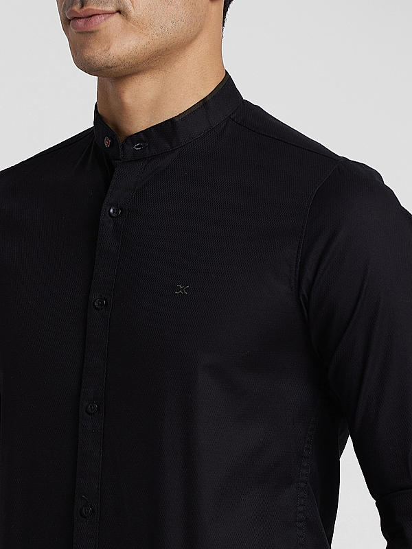 KILLER Men Black Slim Fit Solid Shirts